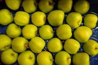 Ceny jabłek deserowych w UE
