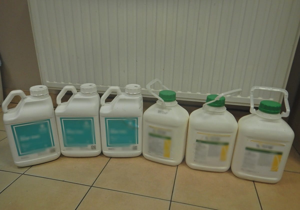 Nielegalne pestycydy trafiły do sklepu. Interwencja KAS