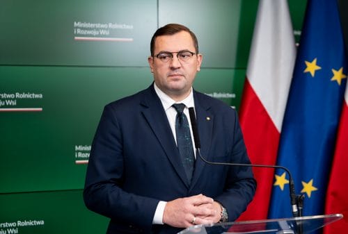 Nieprawidłowości w KOWR przy sprzedaży ziemi w Zabłotni – minister rolnictwa mówi o konsekwencjach
