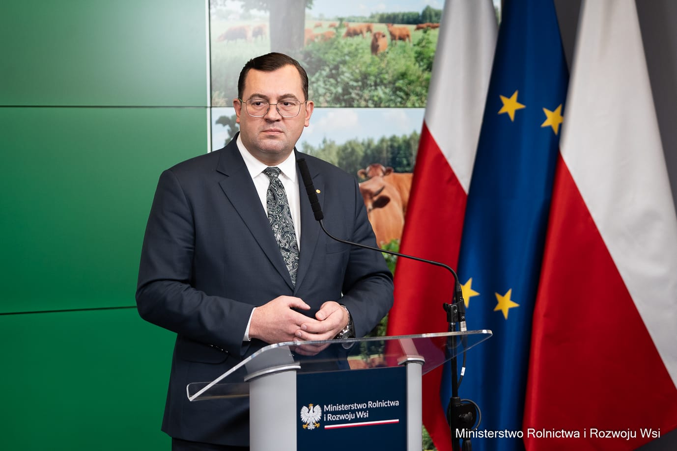 Minister nie zna treści umowy, a zapowiada jej zaskarżenie. Rolnicy sceptyczni